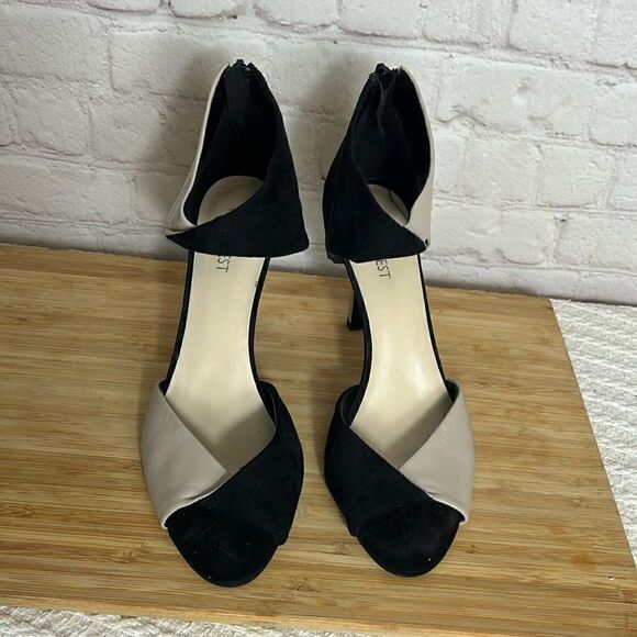 Nine West Twist Peep Toe Pump EUC - Picture 1 of 9